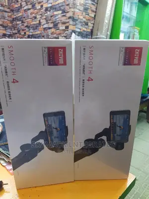 Zhiyun Smooth 4