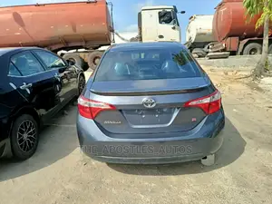 Toyota Corolla S Premium 4dr Sedan (1.8L 4cyl CVT) 2016 Gray