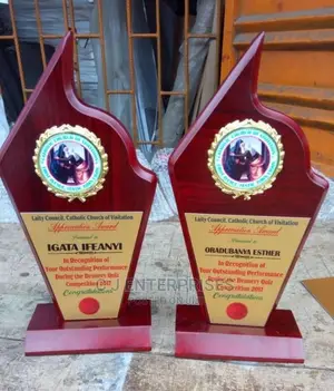 Wooden Award Plaque X6