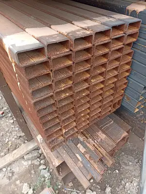 3" by 11⁄2 4mm Rectangular Pipe (80x40)