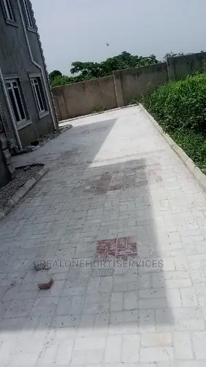 Interlocking Stone