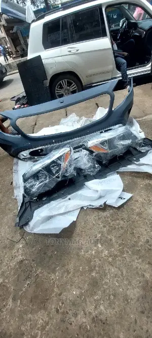 Mercedes-Benz Gla250 2016 Headlights