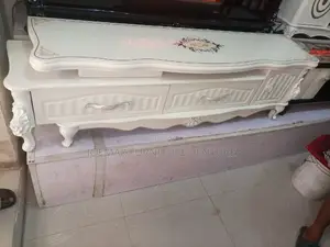 Royal Tv Stand