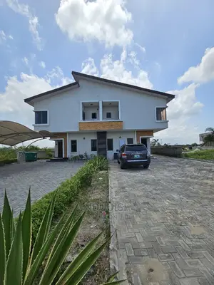 4bdrm Duplex in Creek Haven Estate, VGC / Ajah for sale