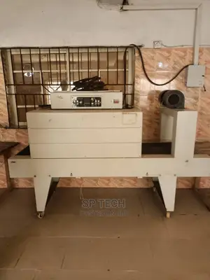 Shrink Wrapping Machine