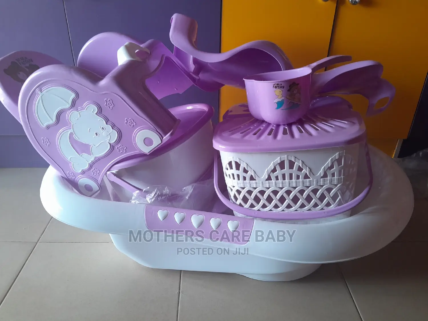 Foreign Baby Bath