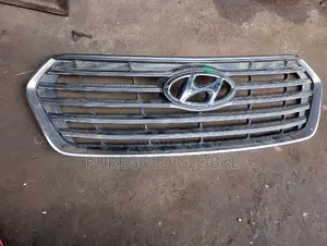 Santafe Grille 2015 Model