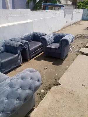 Luxury 7 Seater Living Room Fabric Made Royal Sofa Chair.