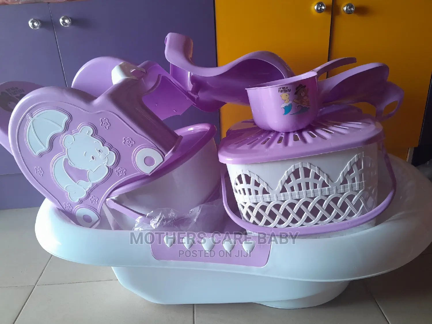 Foreign Baby Bath
