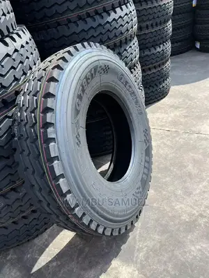 11R22.5 Truck Tyre