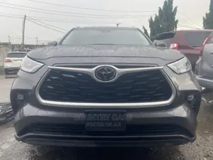 Toyota Highlander XLE AWD 2020 Gray