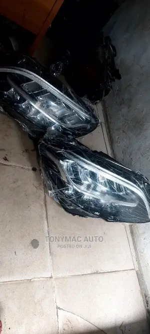 Mercedes-Benz C300 2015-2019 Upgrade Headlights