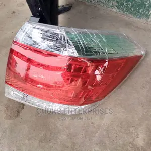 Toyota Highlander 2012 Back Light