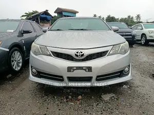 Toyota Camry 2014 Silver