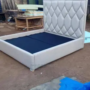 Quality 4.5 X 6ft High Back Rest Padded Bedframe. 