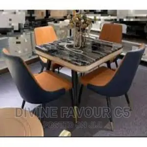 Exclusive 4 Seater Dining Set