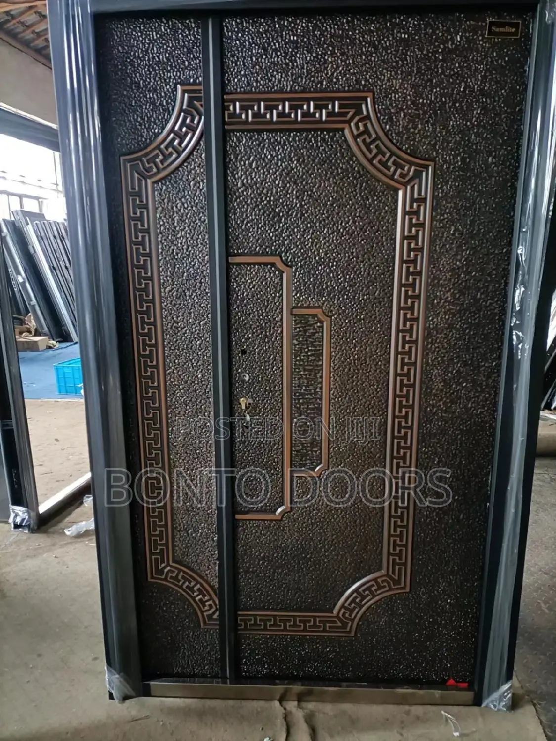 Casted Door