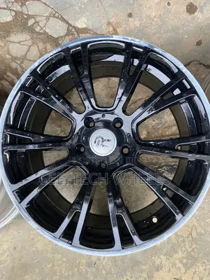 20 Inches All Black