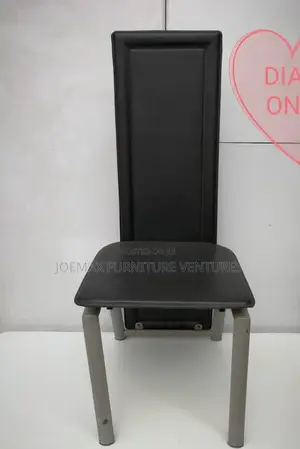 Simple Dining Chair.