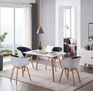 Eames Classic Dining Table