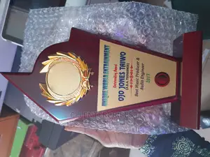 Wood Award Plaque V32