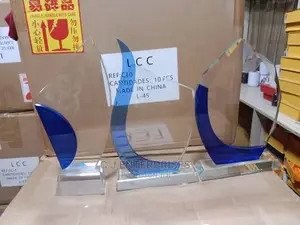 Glass Award Plaques Y6