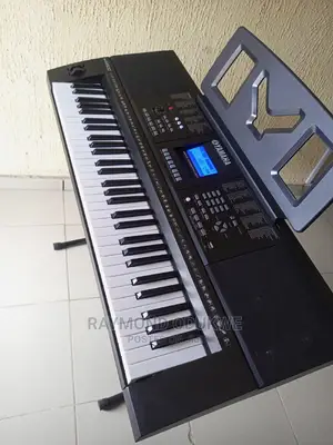 Yamaha 61 Keys Touch Sensitive Portable Keyboard Piano