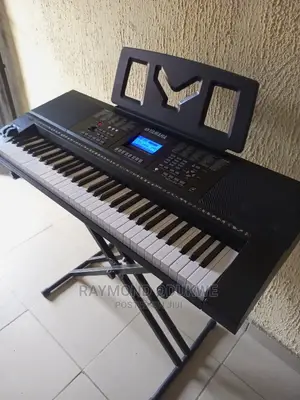 Yamaha Portable Keyboard Piano
