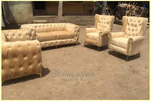 Luxury Set of Chesterfield Sofa