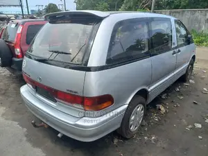 Bus 2000 Silver
