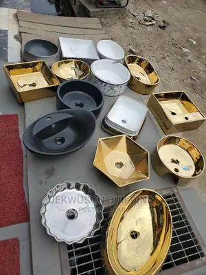 Counter Top Ceramic Wash Hand Basin