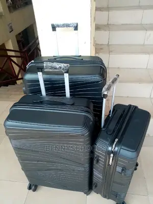 Zig Set of 3 Unbreakable Elastic Rubber Travel Luggage Boxes