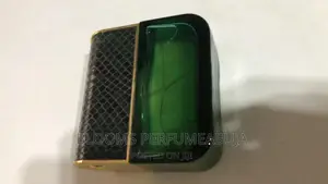 Marc Jacobs Decadence