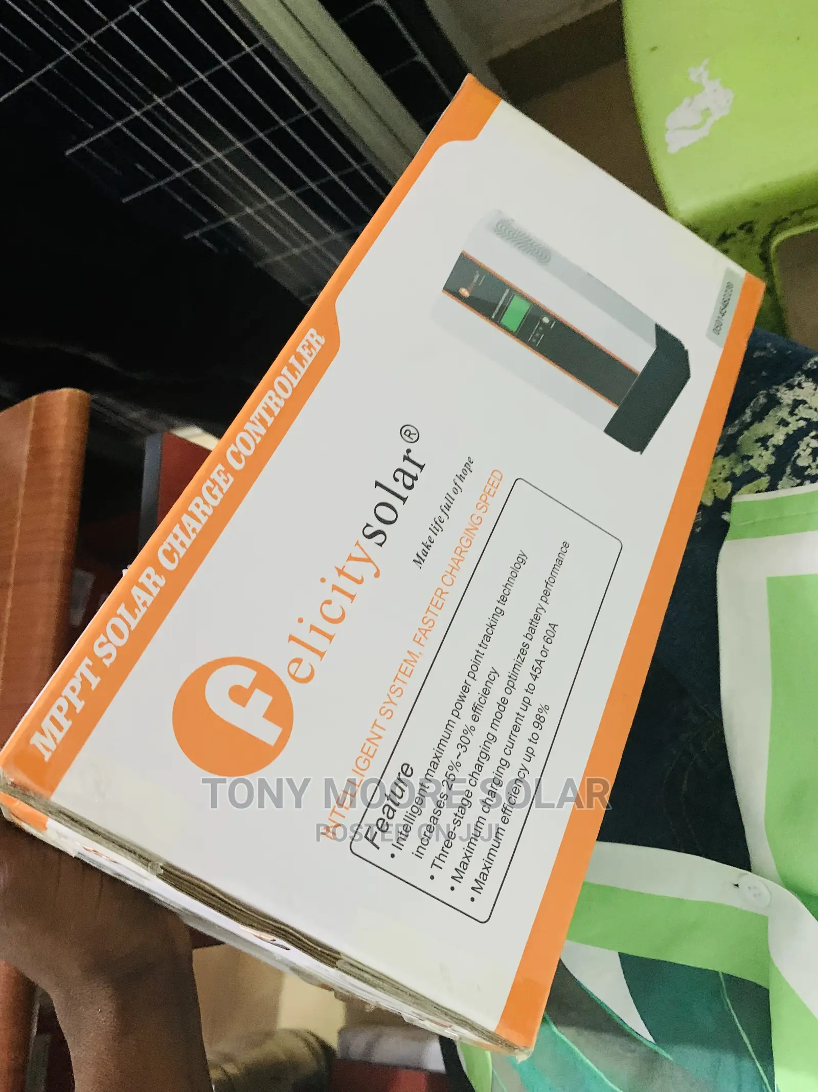 Felicity 60A Charge Controller