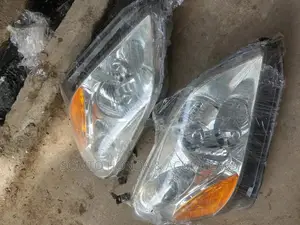 Headlight for Honda Pilot 2003-2005