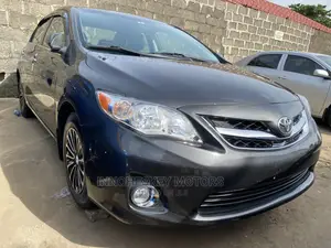 Toyota Corolla 2010 Gray