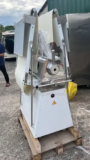 Standing Type Dough Sheeter/Dough Roller/Dough Press