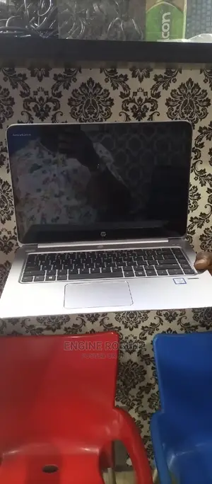 Laptop HP EliteBook 1040 G3 16GB Intel Core I5 SSD 256GB