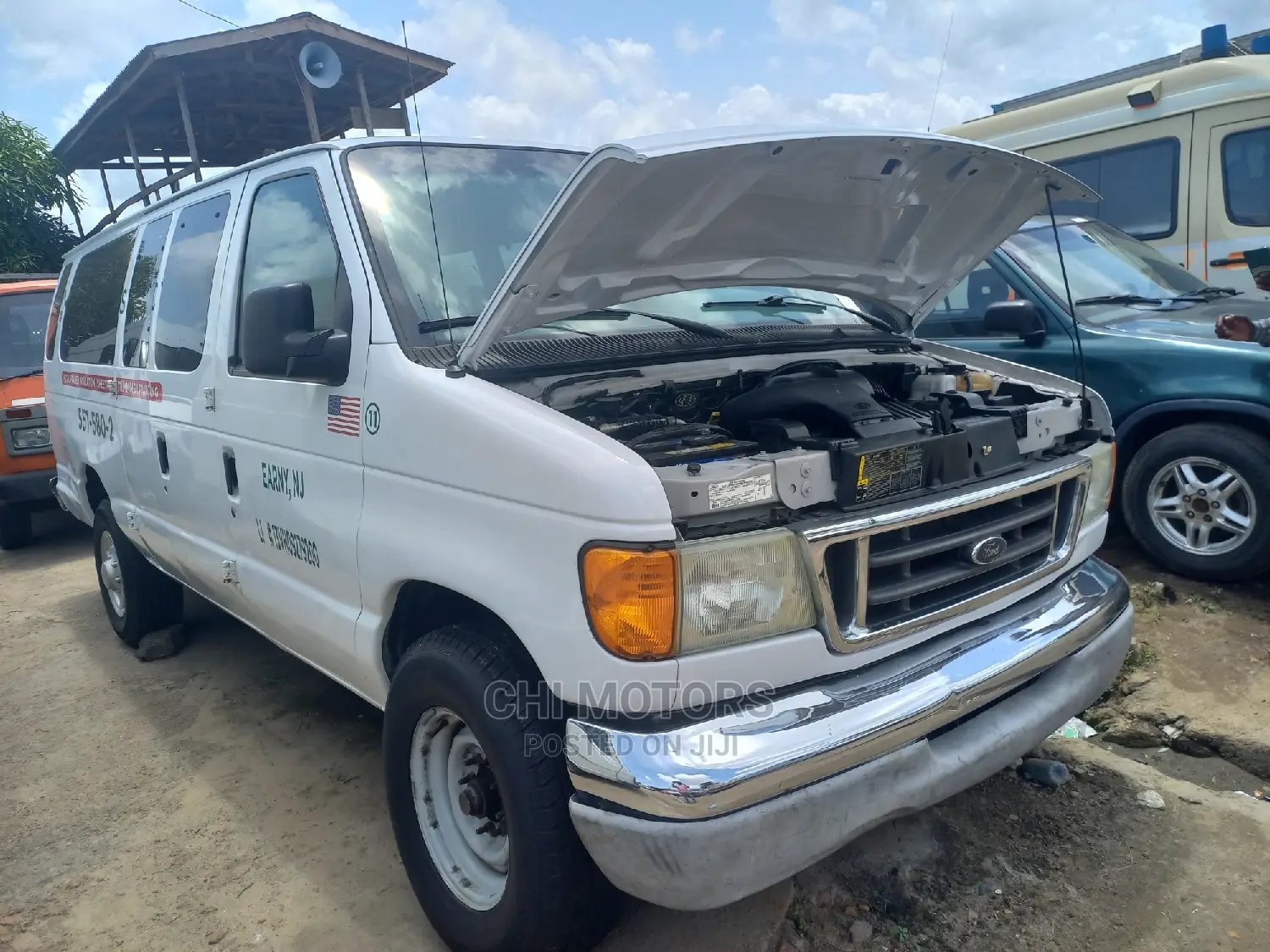 Ford E350 2007 White