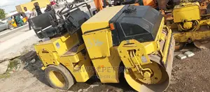Dynapac Pneumatic Vibratory Ride on Compactor Roller Machine