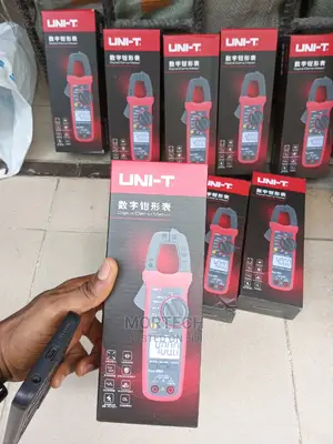 UNI T UT203+ Digital Clamp Multimeter