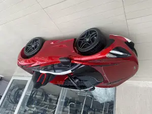 McLaren 720s