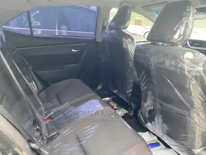 Toyota Corolla 2019 White