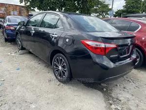 Toyota Corolla 2015 Gray