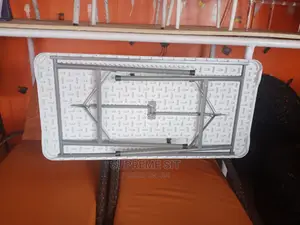 Four Feet Collapsible Plastic Table