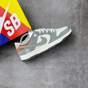 Original Yuto Horigome X Nike Sb Dunk Low Sneakers