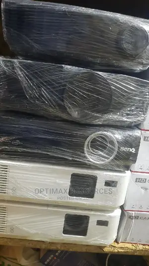 Dell, Nec, Toshiba, Epson, Hitachi Projector Machine