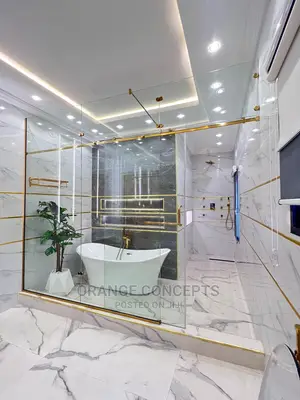 Shower Cubicle, Tempered