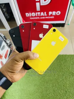 Apple iPhone XR 64 GB Red