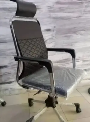 Imported, Brand New and Top Quality ADJUSTABLE OFFICE CHAIR